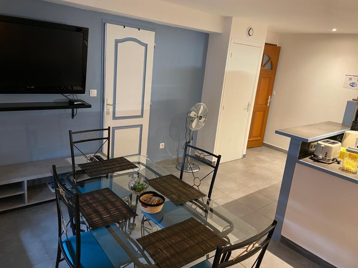 Chez Nous -Parking Gratuit Et Wifi A Vierzon Exterior foto